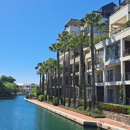 V&A Waterfront Marina Family Apartment 101 Altmore Kapstaden Exteriör bild