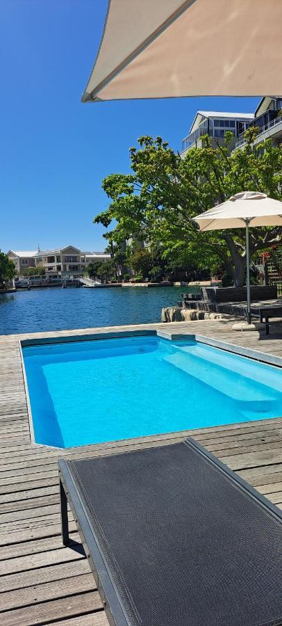V&A Waterfront Marina Family Apartment 101 Altmore Kapstaden Exteriör bild
