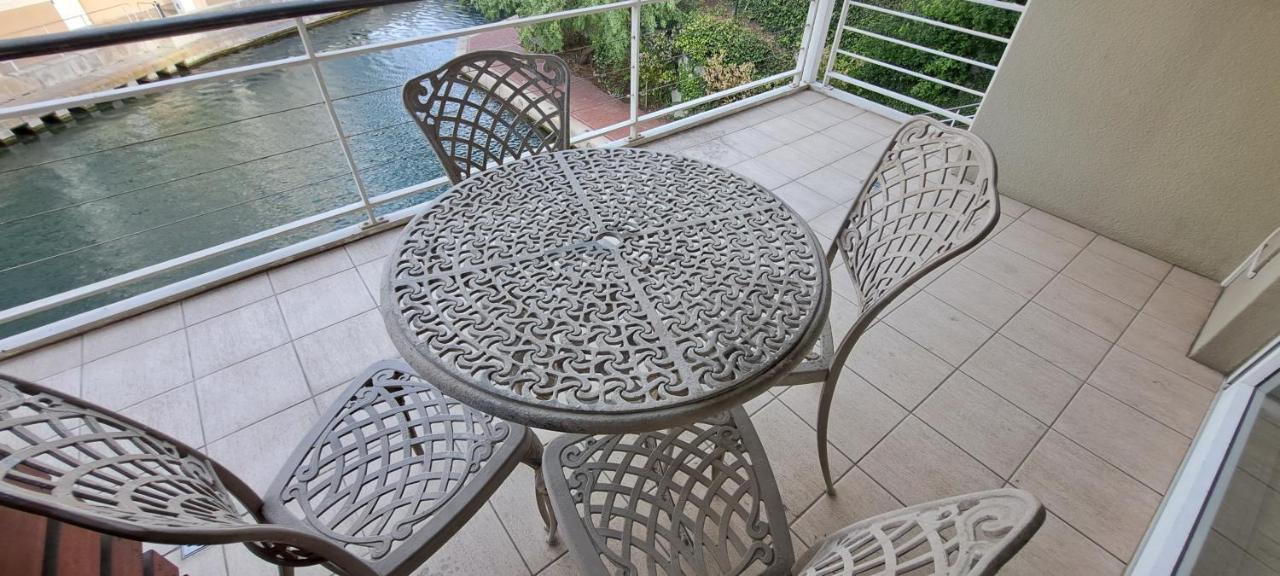 V&A Waterfront Marina Family Apartment 101 Altmore Kapstaden Exteriör bild