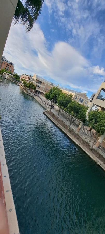 V&A Waterfront Marina Family Apartment 101 Altmore Kapstaden Exteriör bild