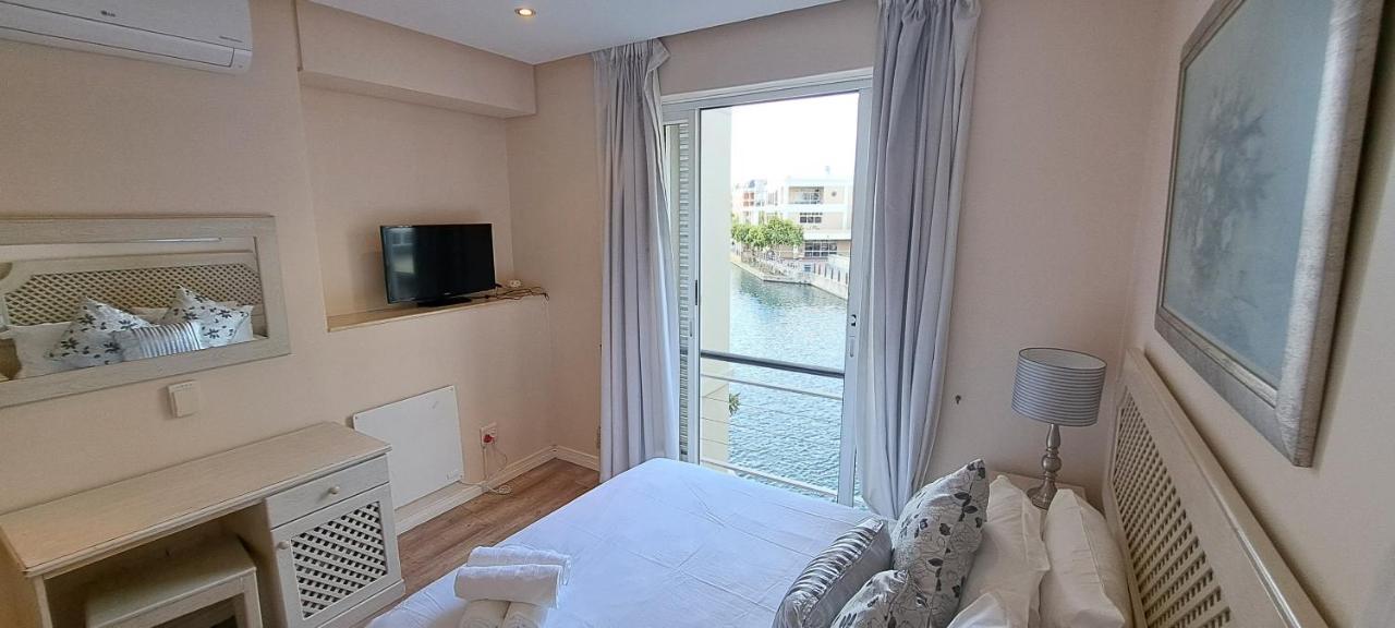 V&A Waterfront Marina Family Apartment 101 Altmore Kapstaden Exteriör bild